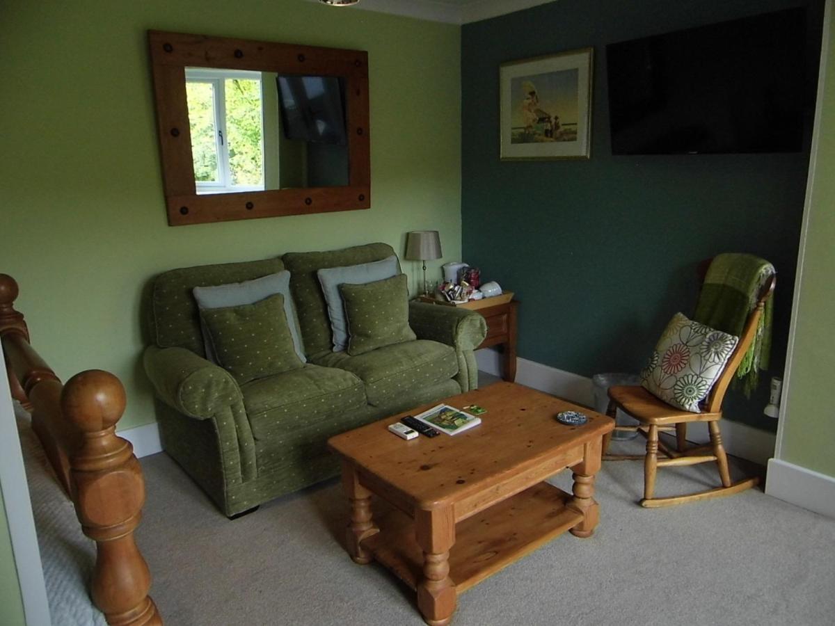 The Mill At Glynhir Bed & Breakfast Аманфорд Екстериор снимка